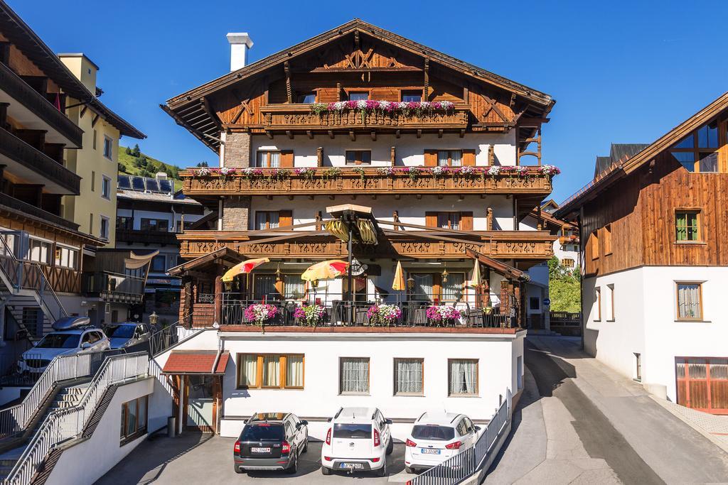 Hotel Tirolerhof Serfaus Exteriör bild